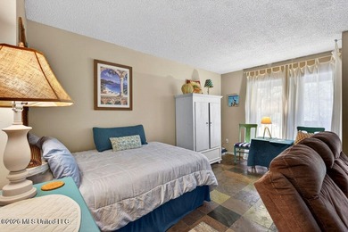 Comfortable Molokai Village condo in Building D featuring an - photo 17