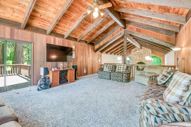 Welcome to this great family cabin with an attached 2 car garage - photo 24