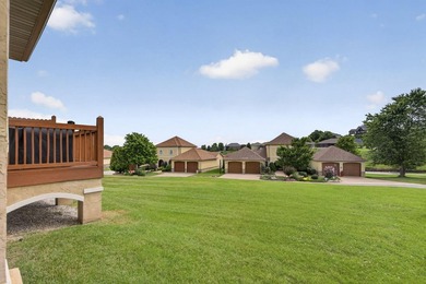 Welcome to easy living in the heart of Branson Creek, where - photo 30