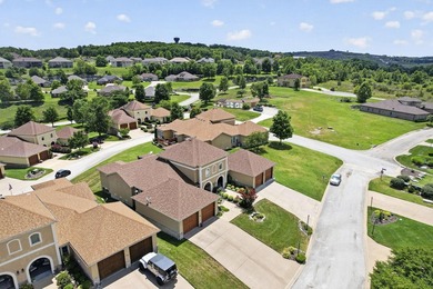 Welcome to easy living in the heart of Branson Creek, where - photo 34