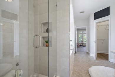 Gorgeous UPDATED Luxury Home in the Moors Golf & Racquet Club - photo 38