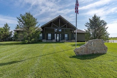 Welcome to easy living in the heart of Branson Creek, where - photo 39