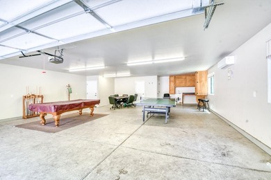 Welcome to this great family cabin with an attached 2 car garage - photo 41