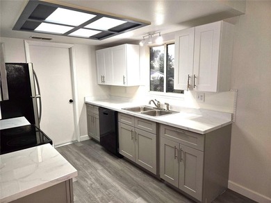 Under contract-accepting backup offers. JUST REMODELLED!!! - photo 9