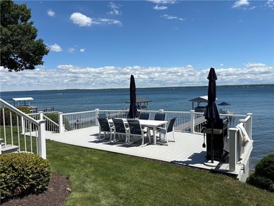 Exceptional waterfront property! Experience lakefront living at - photo 5
