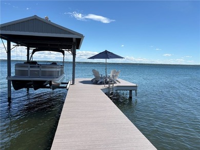 Exceptional waterfront property! Experience lakefront living at - photo 7