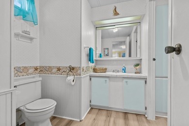 Located right in the heart of Steinhatchee, this property offers - photo 12