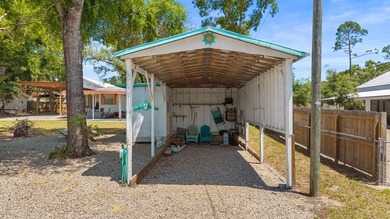 Located right in the heart of Steinhatchee, this property offers - photo 20