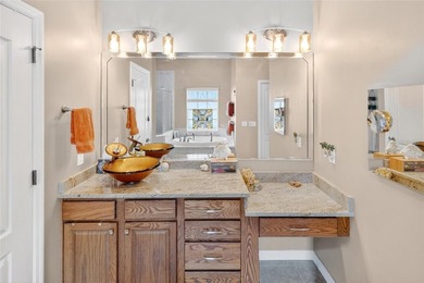 Virtually Staged. Welcome to this beautifully maintained - photo 22