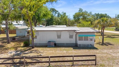 Located right in the heart of Steinhatchee, this property offers - photo 26