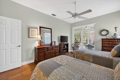 Situated on a large corner lot with lush tropical landscaping - photo 28