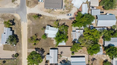 Located right in the heart of Steinhatchee, this property offers - photo 31