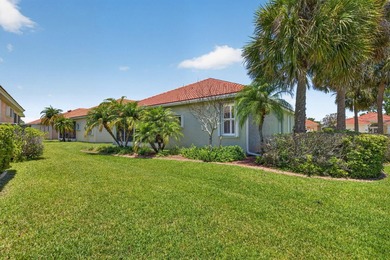 Situated on a large corner lot with lush tropical landscaping - photo 37