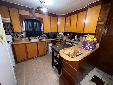 Another Rockin' Rochester Property! Occupied by tenant who has - photo 4