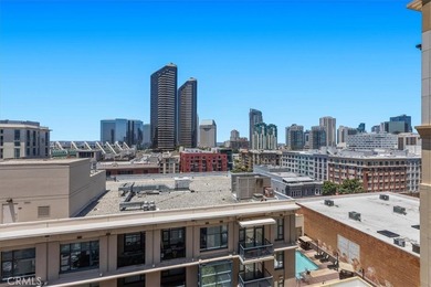 Price improvement! Experience urban living at it's finest - photo 32