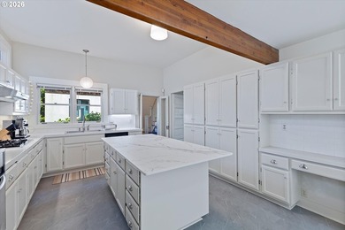 2 houses on one lot! A beautiful character filled 1908 restored - photo 12