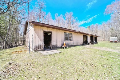 Tucked away on 6.50 private acres with an incredible 1,000 feet - photo 30