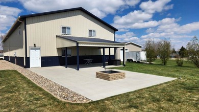 Attention outdoor enthusiasts! This is the property you've been - photo 4