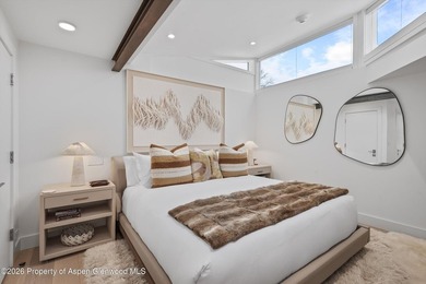 Settle into the Aspen lifestyle from this inviting three-bedroom - photo 9