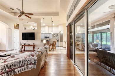 Under contract-accepting backup offers. Meticulously maintained - photo 14