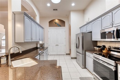 Under contract-accepting backup offers. Meticulously maintained - photo 22
