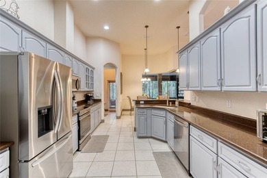 Under contract-accepting backup offers. Meticulously maintained - photo 24