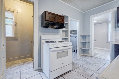 Don't miss this 3 bedroom, with office, 1.5 bath Colonial in the - photo 6