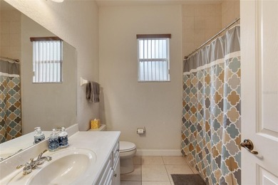 Under contract-accepting backup offers. Meticulously maintained - photo 28