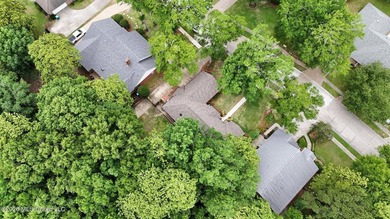 Tucked beneath mature trees in the highly sought-after Magnolia - photo 30