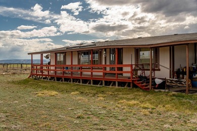 Alfalfa Horse-ready setup with Cascade Mountain views and - photo 34