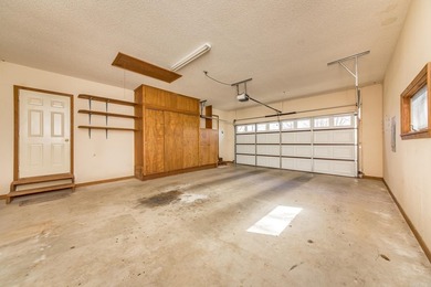 ONE-OWNER HOME IN PRISTINE CONDITION! This well-maintained 2 - photo 40