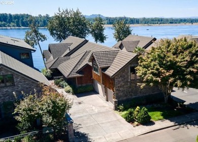 Columbia River - Clark County Home For Sale in Vancouver Washington