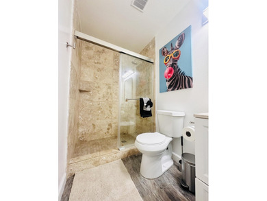 Home 2 BR 2 BA + Garage + Florida Room. Located in the heart of - photo 13