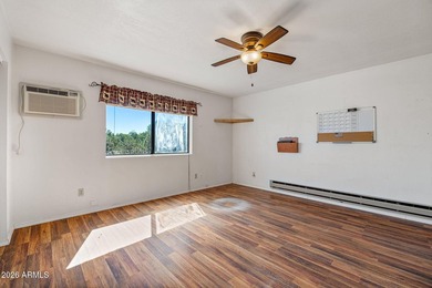 Escape to the cool pines and enjoy the perfect mountain retreat - photo 14