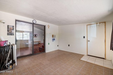 Escape to the cool pines and enjoy the perfect mountain retreat - photo 16