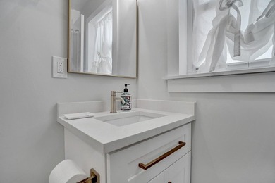 FULLY OPERATIONAL ! NO RENTAL RESTRICTIONS. 2 BLOCKS TO THE - photo 19