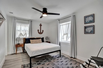 FULLY OPERATIONAL ! NO RENTAL RESTRICTIONS. 2 BLOCKS TO THE - photo 20
