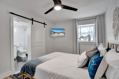 FULLY OPERATIONAL ! NO RENTAL RESTRICTIONS. 2 BLOCKS TO THE - photo 23