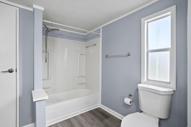 Priced to sell! Move in ready 3/2 home, 1,848 sq ft of - photo 26