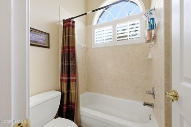 Exceptional living in this beautifully 5 BD, 4-BA turn key pool - photo 31