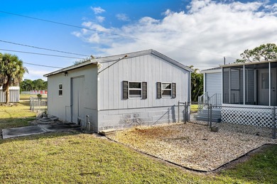 Priced to sell! Move in ready 3/2 home, 1,848 sq ft of - photo 34