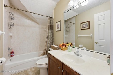 Exceptional living in this beautifully 5 BD, 4-BA turn key pool - photo 36