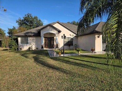 Lake Harris Home For Sale in Tavares Florida