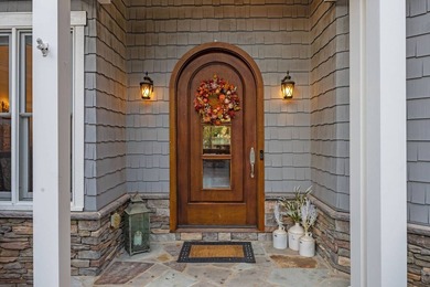 Best Value Waterfront home in The Point! Casual luxury, a quaint - photo 4