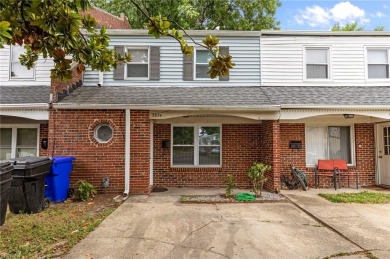 Lake Townhome/Townhouse For Sale in Virginia Beach, Virginia