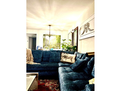 SPACIOUS UPDATED 3-BEDROOM, 2-BATH CORNER GARDEN APARTMENT WITH - photo 13
