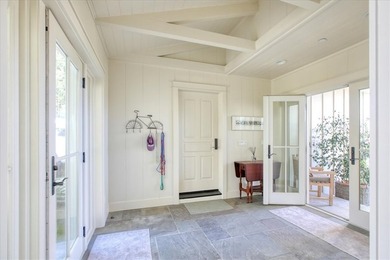 ENJOY THE RECENT UPDATED PHOTOS: This beautifully designed - photo 5