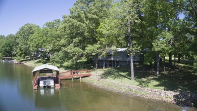 This charming 3-bedroom, 2.5-bath lakefront home sits on Lake - photo 16
