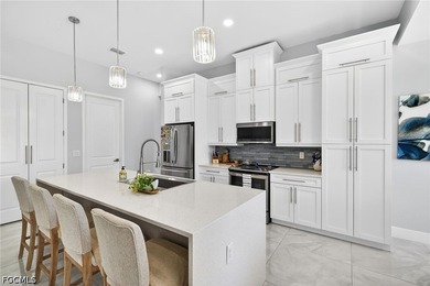 Welcome to this expansive and beautifully designed 4-bedroom - photo 17
