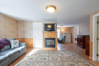 80 Holmes Street is not to be missed, this charming home - photo 22